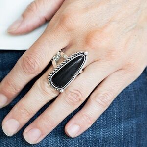 Paparazzi Pioneer Plains Black Ring